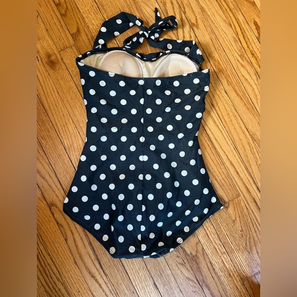 Vintage Pin Up style Polka Dot bathing Suit - Picture 3 of 3